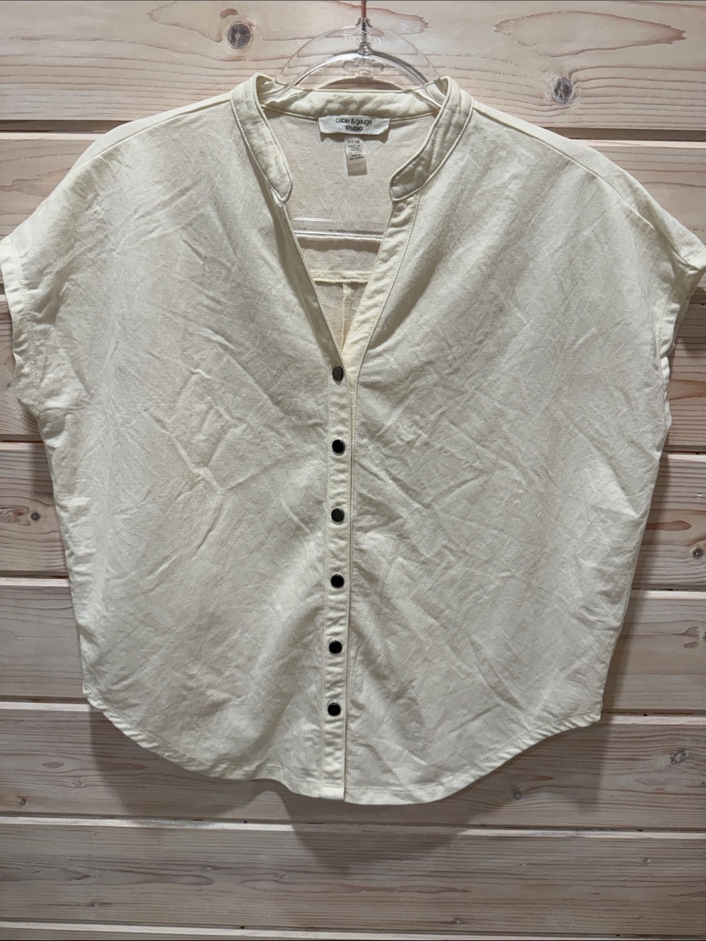 Cable & Gauge Light Cream Button-Front Women's Top